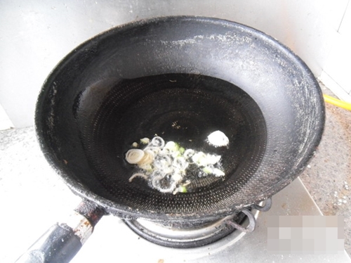 Mực khô chiên bơ tỏi ngon hết ý