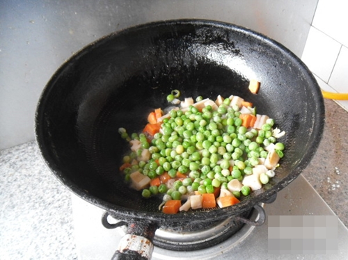 Mực khô chiên bơ tỏi ngon hết ý