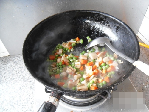 Mực khô chiên bơ tỏi ngon hết ý