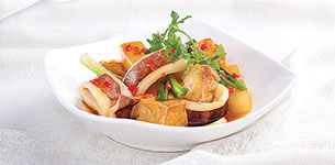 Mực kho củ cải