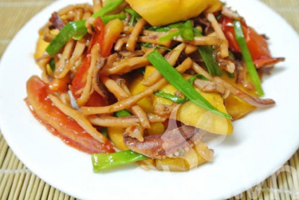 Mực khô xào thơm