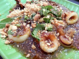 Mực một nắng sốt me