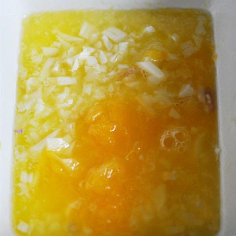 Cách làm mực nướng bơ cam