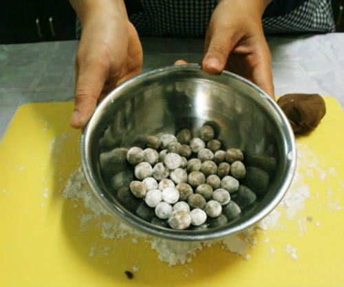 Mực ống nhồi thịt chiên vàng giòn nhìn là thèm, ăn là thích