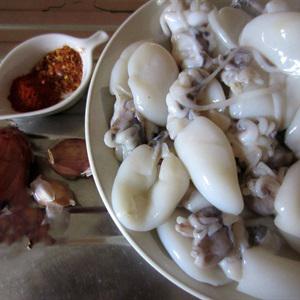 Cách làm mực rim cay