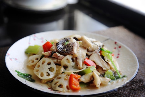 Mực sốt cay Sambal Sotong giòn ngon, tê đầu lưỡi cực hot của Malaysia