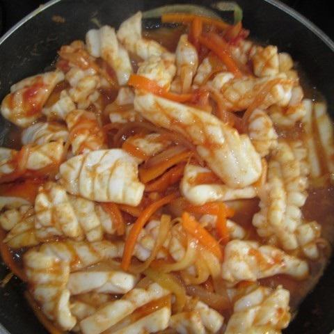 Cách làm mực sốt tương Hàn Quốc