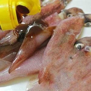 Cách làm mực trứng hấp gừng