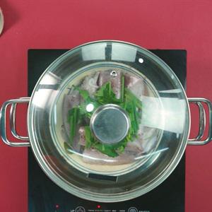 Cách làm mực trứng hấp hành gừng