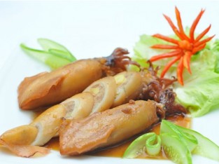 Mực um nước dừa