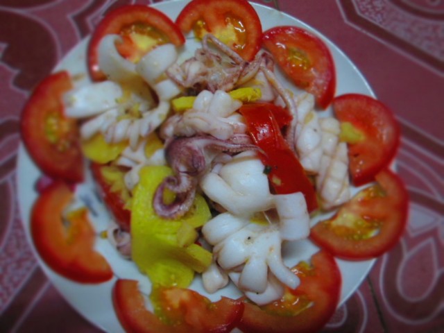 Mực xào cà chua, thơm