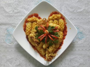 Mực xào cà-ri sả ớt