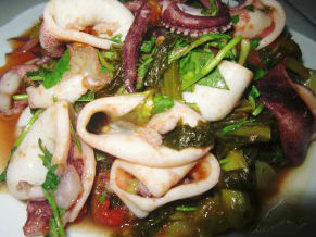 Mực xào dưa chua