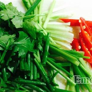 Cách làm mực xào hành tây