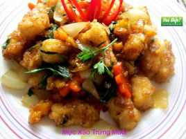 Mực xào lòng đỏ trứng muối