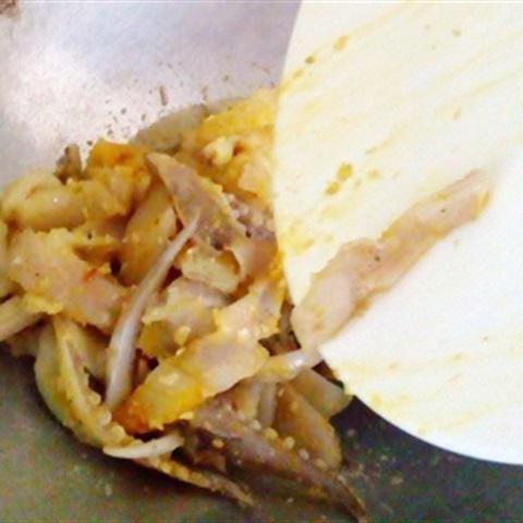 Cách làm mực xào ớt sả