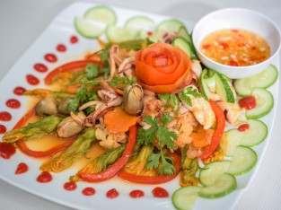 Mực xào rau củ – Vũ khúc mùa xuân