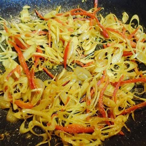 Cách làm mực xào sả ớt