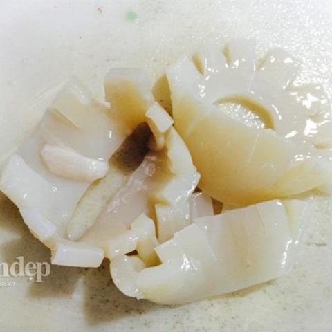 Cách làm mực xào thơm