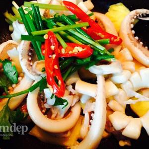 Cách làm mực xào thơm