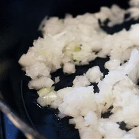 Cách làm muffin trứng thịt xông khói