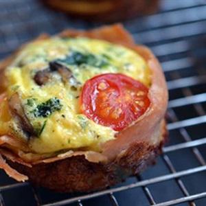 Cách làm muffin trứng thịt xông khói