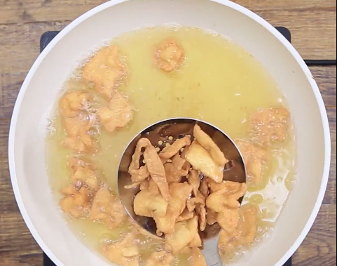 Muffin xúc xích thơm ngon cho bữa sáng tràn đầy năng lượng