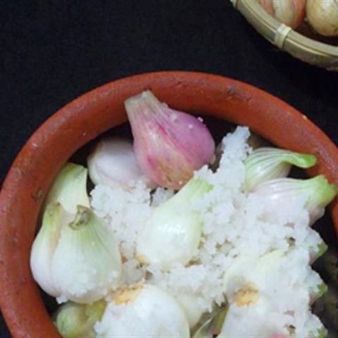 Cách làm muối dưa hành