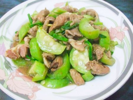 Mướp hương xào lòng gà