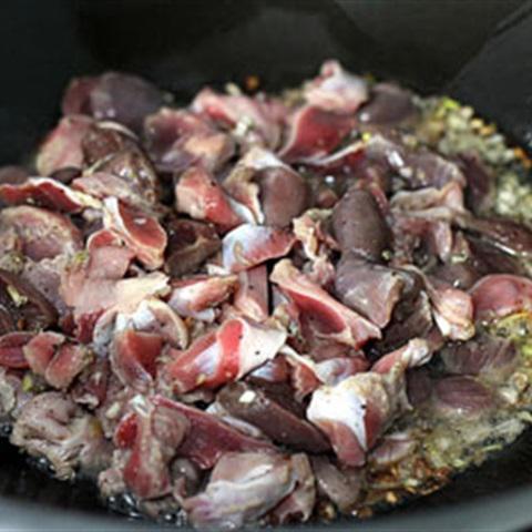 Cách làm mướp hương xào mề gà