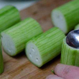 Cách làm mướp nhồi tôm hấp