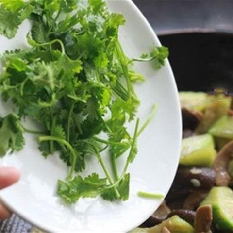 Cách làm mướp xào cật heo