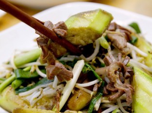 Mướp xào lòng gà