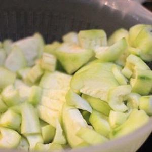 Cách làm mướp xào nấm