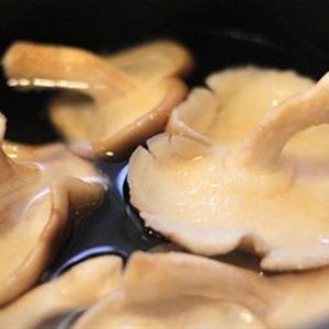 Cách làm mướp xào nấm