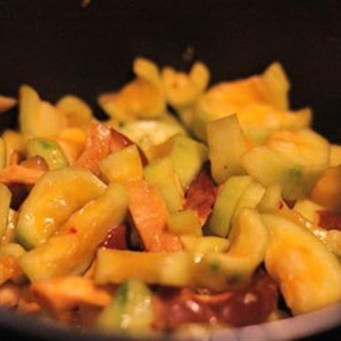 Cách làm mướp xào nấm