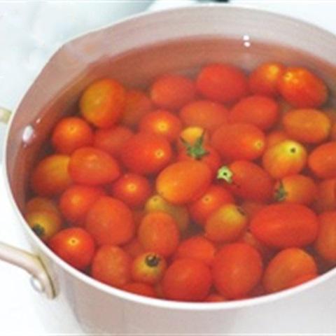 Cách làm mứt cà chua bi ngọt ngào