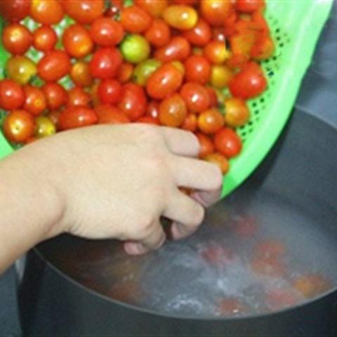 Cách làm mứt cà chua bi ngọt ngào