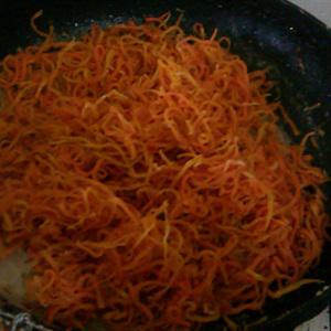 Cách làm mứt cà rốt bào sợi