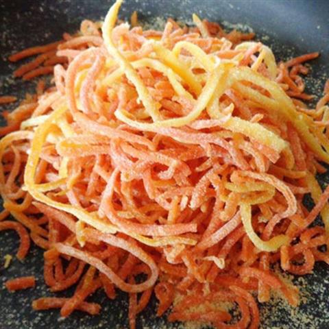 Cách làm mứt cà rốt sợi