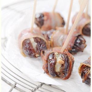 Cách làm mứt chà là nướng thịt xông khói