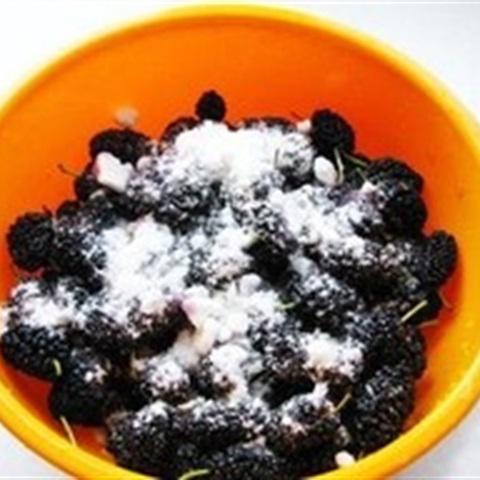 Cách làm mứt dâu tằm