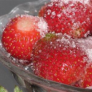 Cách làm mứt dâu tây ngọt thơm