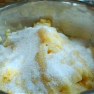 Cách làm mứt dứa chua ngọt