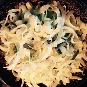 Cách làm mứt dừa màu lá dứa