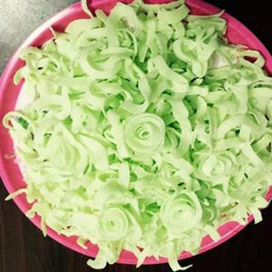 Cách làm mứt dừa màu lá dứa
