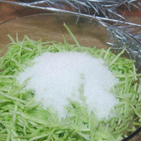 Cách làm mứt dừa vị lá dứa