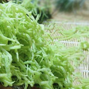 Cách làm mứt dừa vị lá dứa