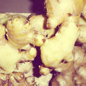 Cách làm mứt gừng cay thơm