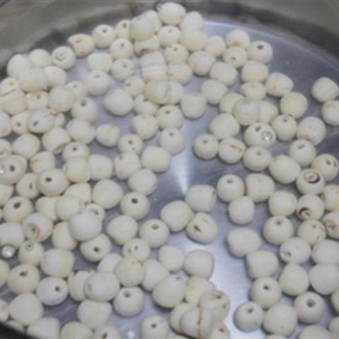 Cách làm mứt hạt sen khô